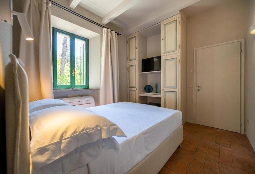 ホテル Palazzo Viviani Castello Di Montegridolfo