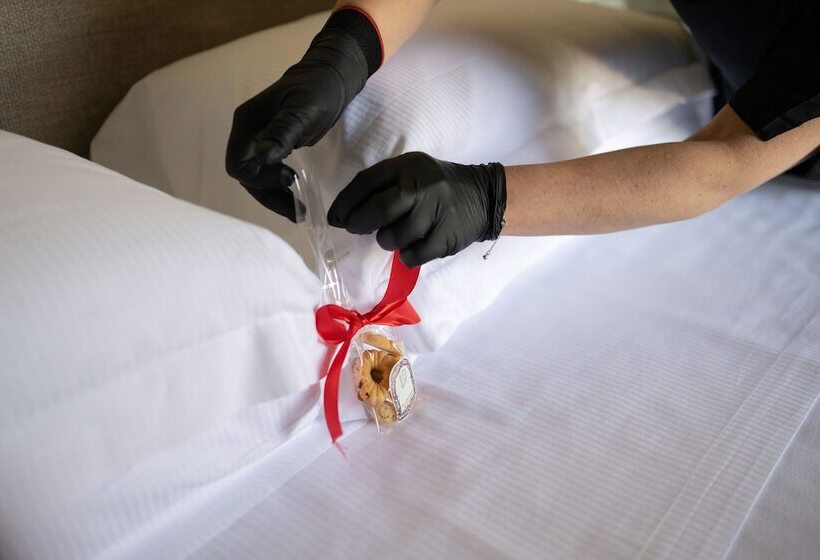 ホテル Palazzo Viviani Castello Di Montegridolfo