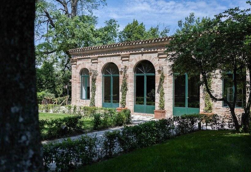 호텔 Palazzo Viviani Castello Di Montegridolfo