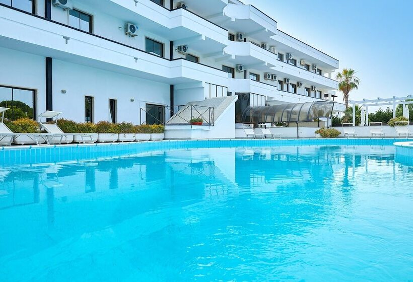 Отель Club Clorinda Nuova Gestione 2024