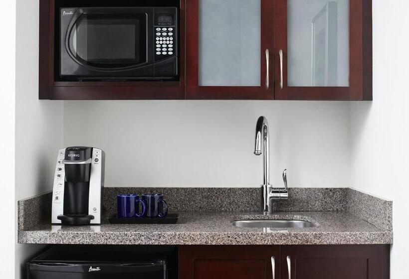 Club Quarters Hotel Faneuil Hall, Boston