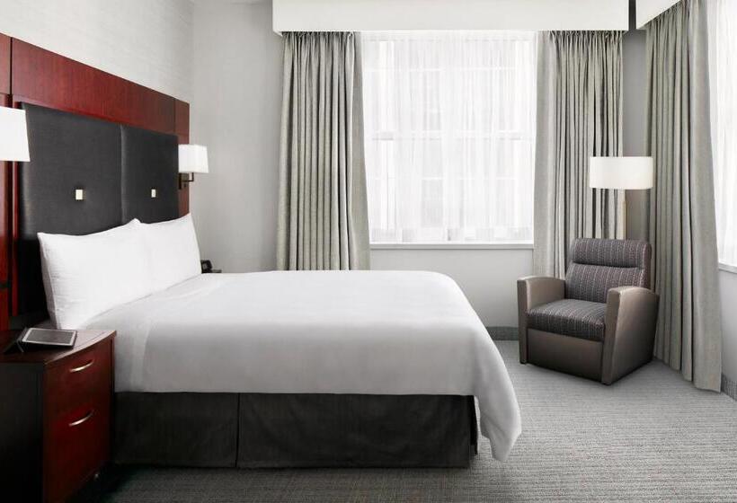 Club Quarters Hotel Faneuil Hall, Boston