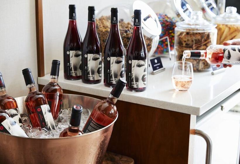 Club Quarters Hotel Rittenhouse Square, Philadelphia