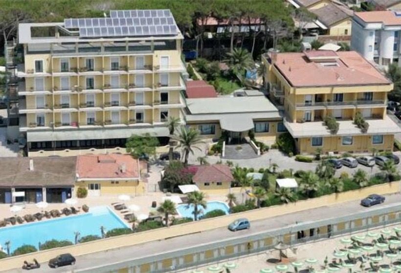 ホテル Club Sabbiadoro