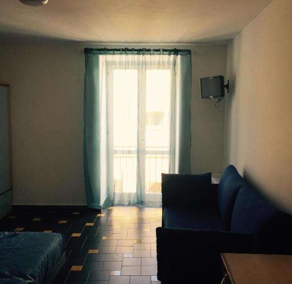 Отель Crescenzo