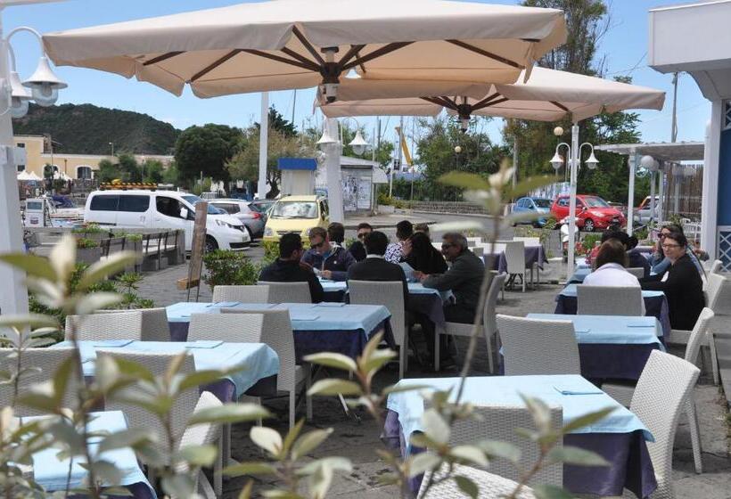 Отель Crescenzo