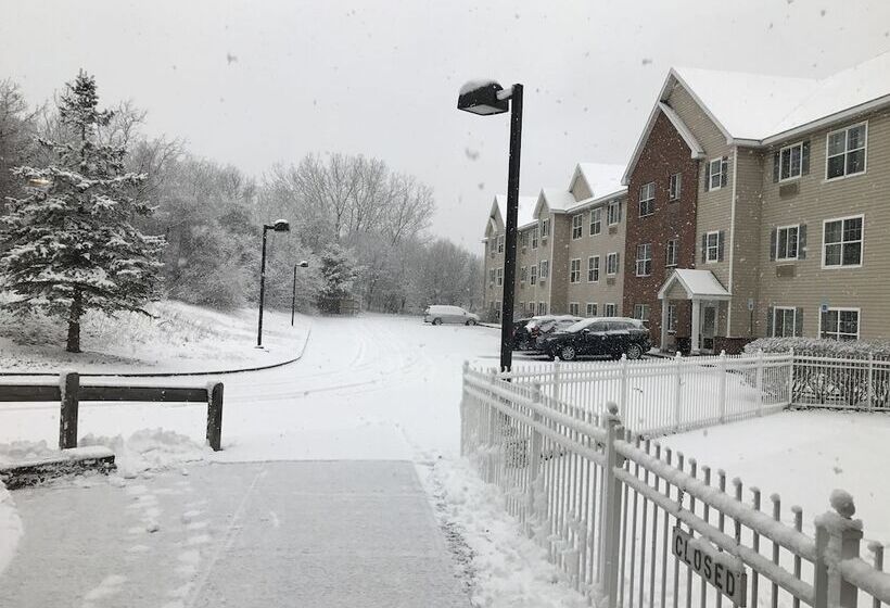 호텔 Cresthill Suites Suny University Albany