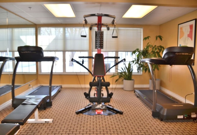 Отель Cresthill Suites Syracuse