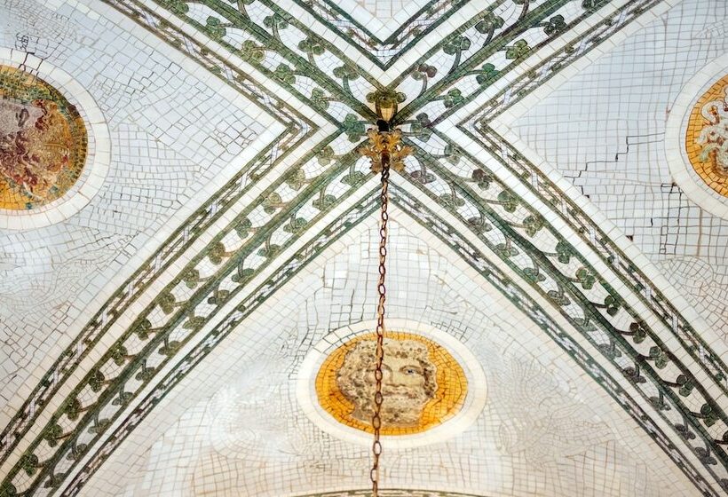 Grand Hotel Des Etrangers