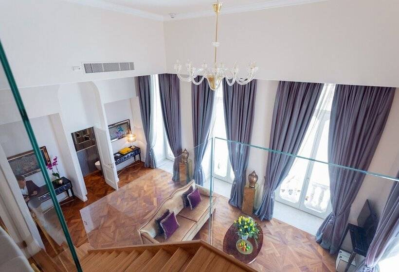 Grand Hotel Des Etrangers