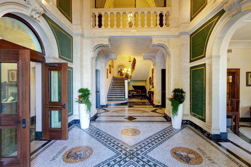 Grand Hotel Des Etrangers