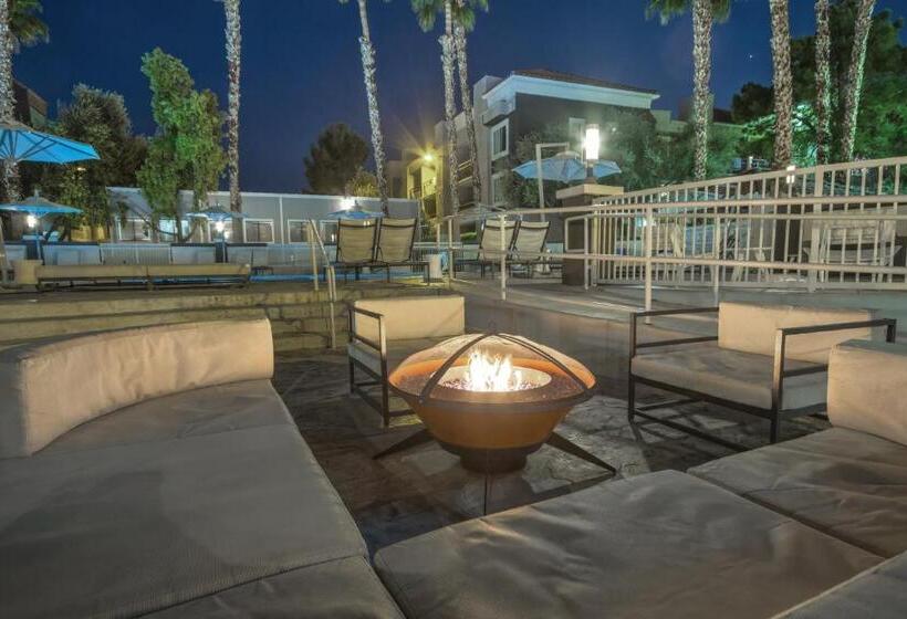 호텔 Desert Rose Resort