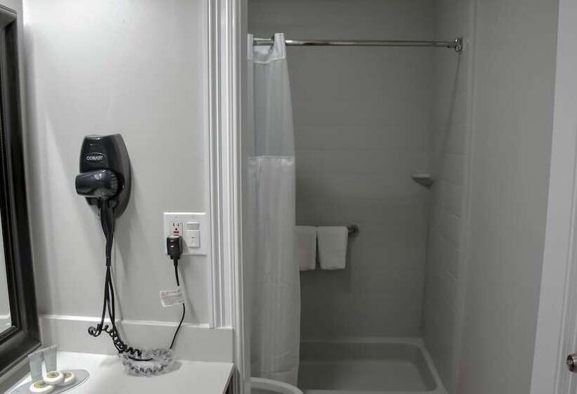 酒店 Destin Inn & Suites