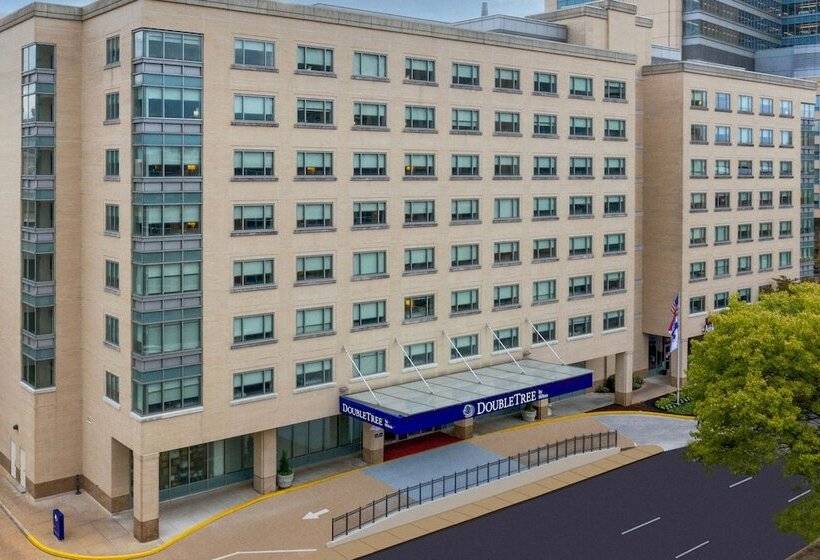 ホテル Doubletree By Hilton St. Louis Forest Park