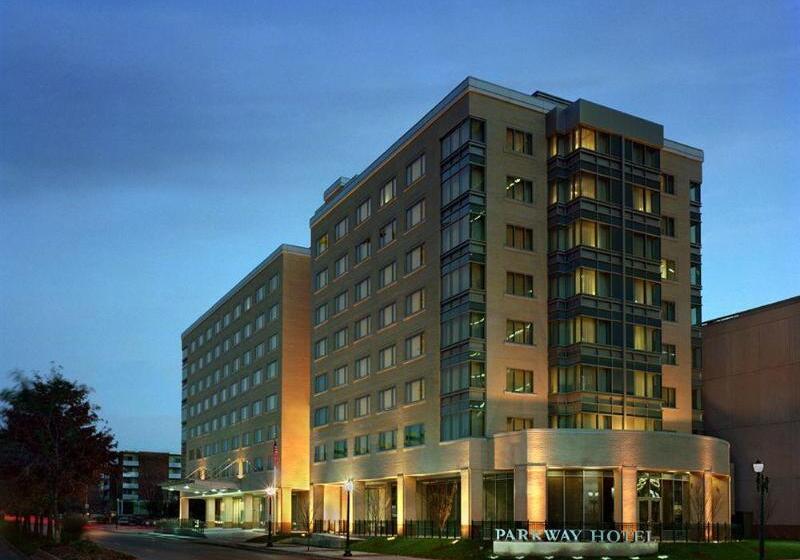 ホテル Doubletree By Hilton St. Louis Forest Park