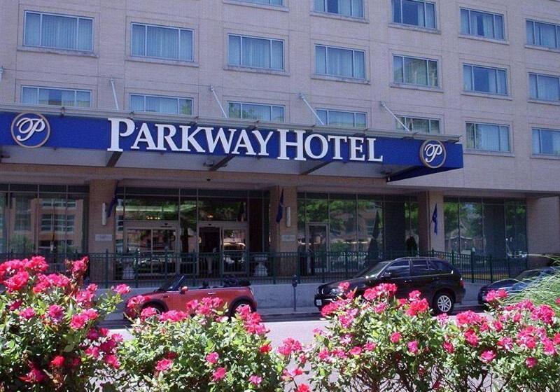 ホテル Doubletree By Hilton St. Louis Forest Park