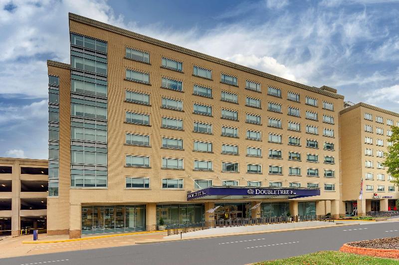 ホテル Doubletree By Hilton St. Louis Forest Park