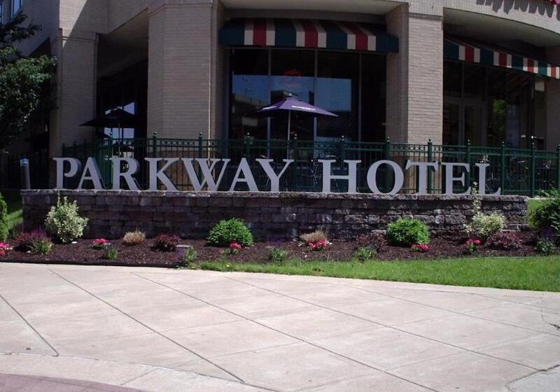 ホテル Doubletree By Hilton St. Louis Forest Park