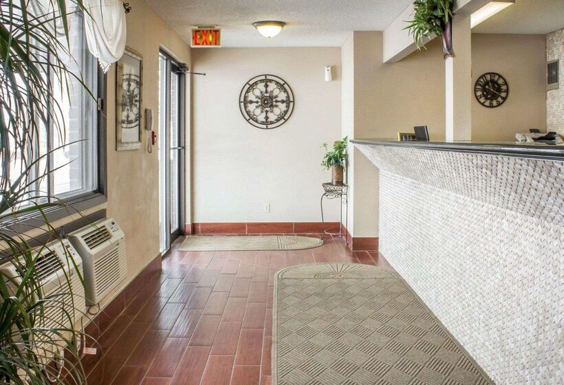 فندق Econo Lodge