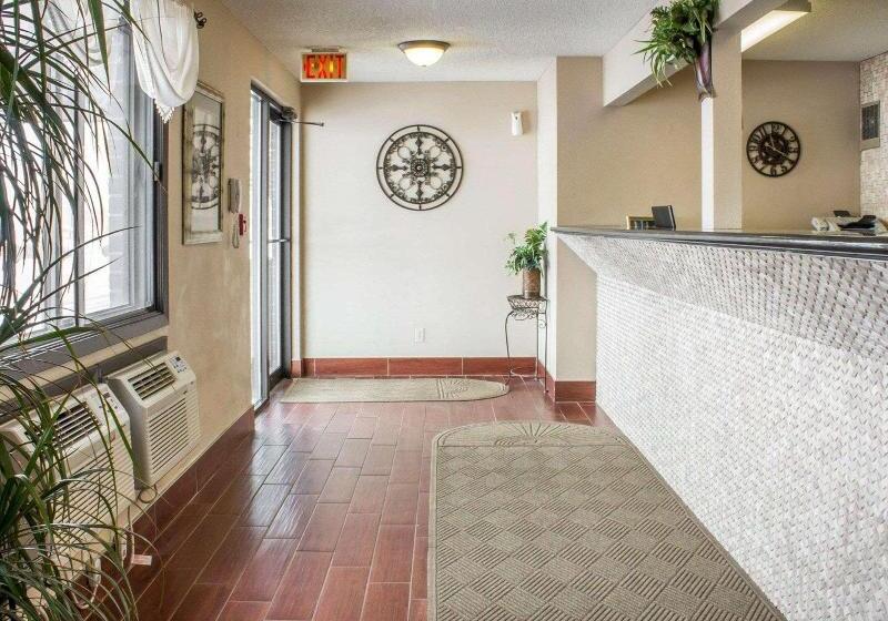 فندق Econo Lodge