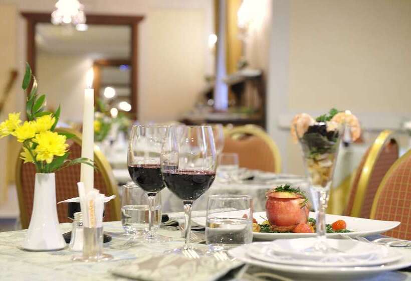 בית מלון כפרי Eden