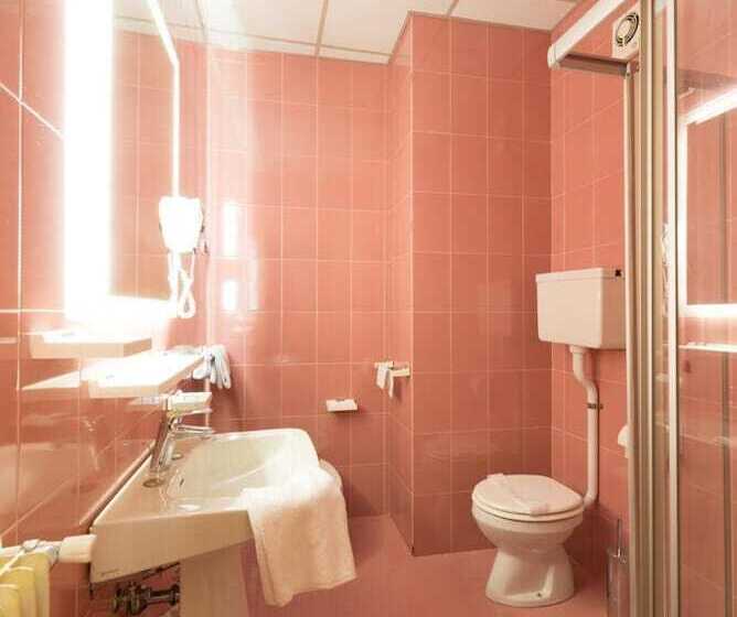 בית מלון כפרי Eden