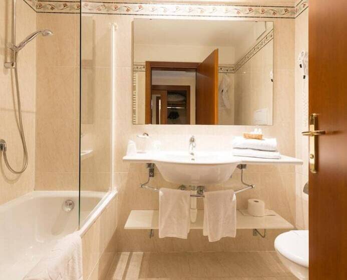 בית מלון כפרי Eden