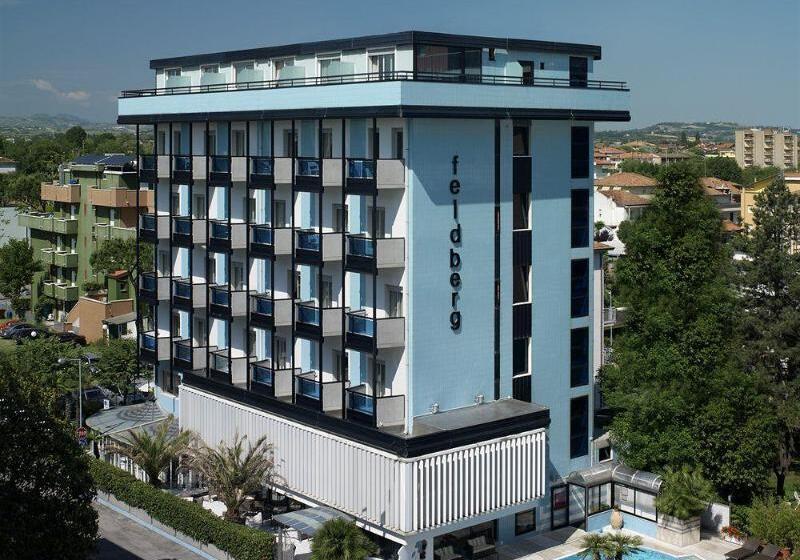 בית מלון כפרי Feldberg