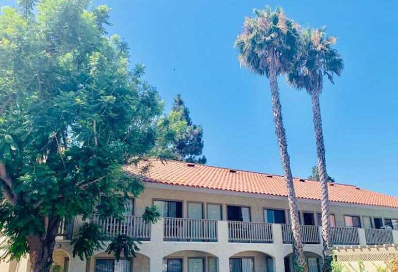 ホテル Good Nite Inn Camarillo