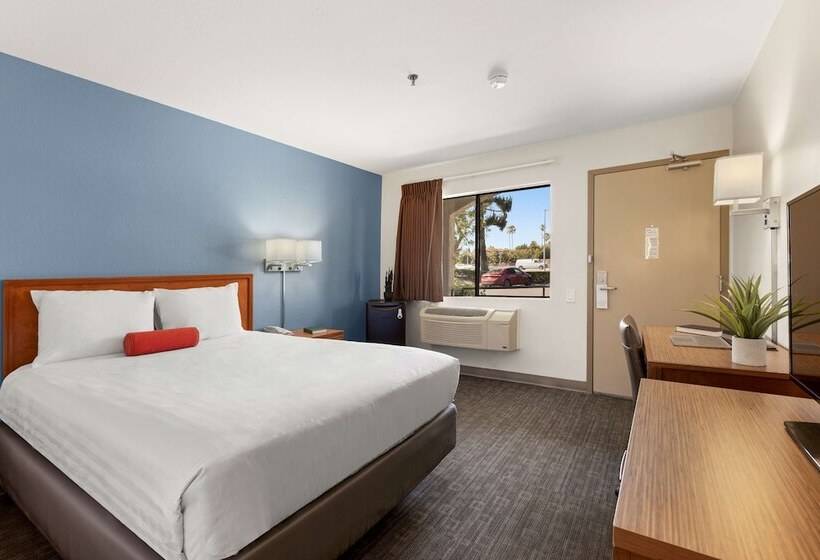 ホテル Good Nite Inn Camarillo