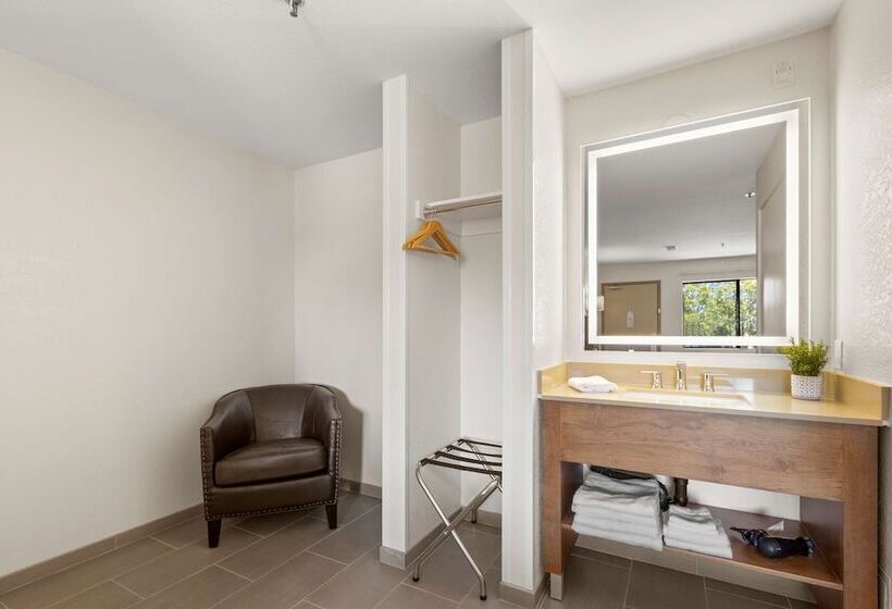 ホテル Good Nite Inn Camarillo