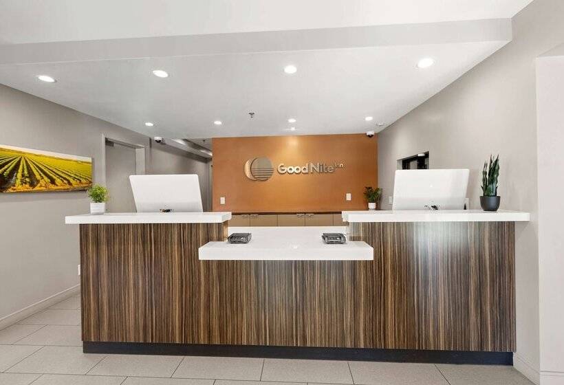 ホテル Good Nite Inn Camarillo