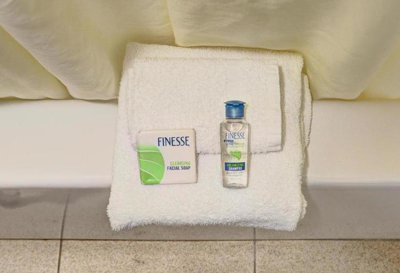 فندق Good Nite Inn Redlands