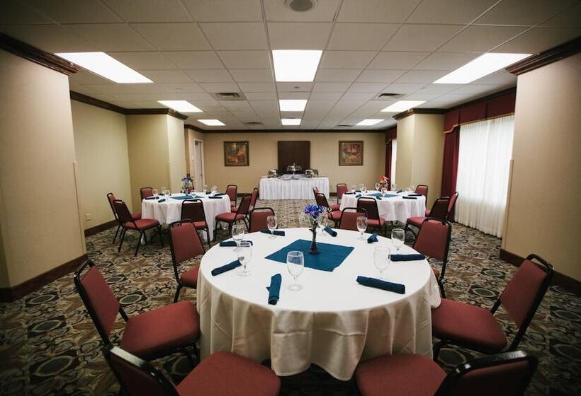 Grand Plaza Hotel Branson