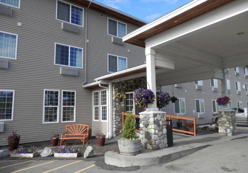 فندق Grand View Inn & Suites