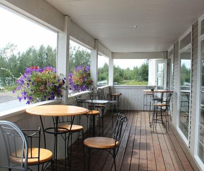 فندق Grand View Inn & Suites