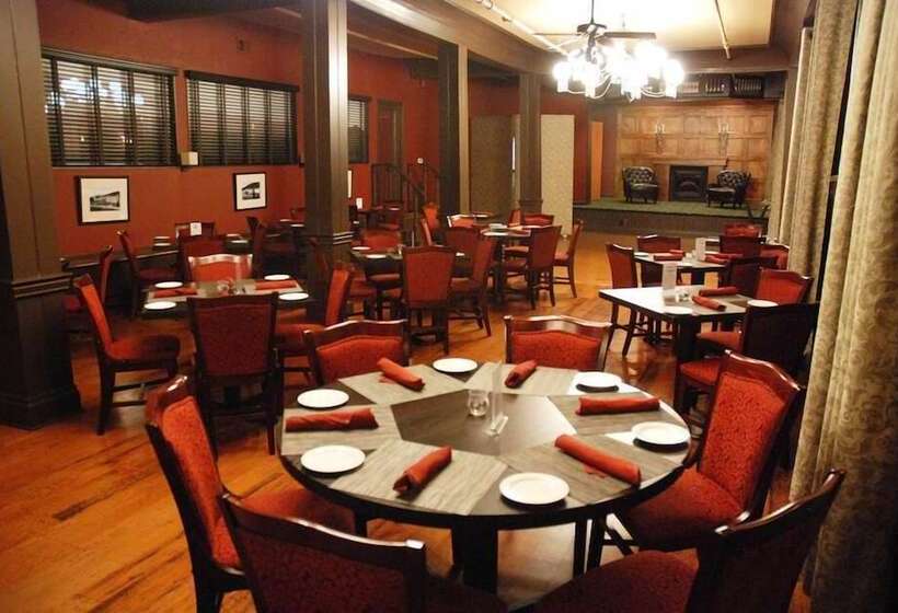 فندق Green Park Inn