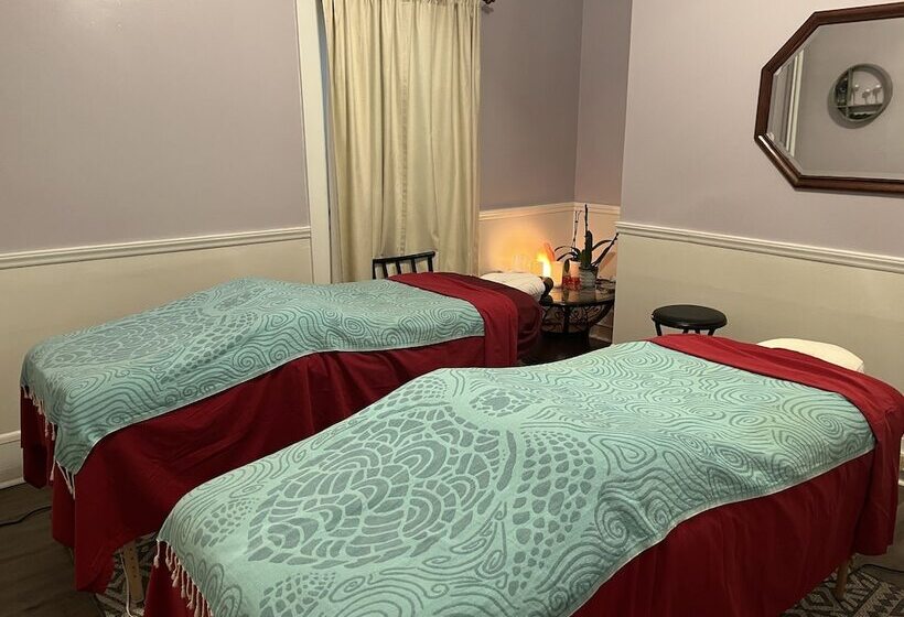 فندق Green Park Inn