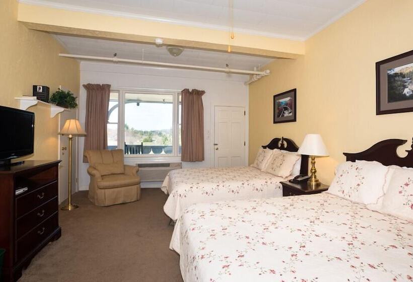 فندق Green Park Inn