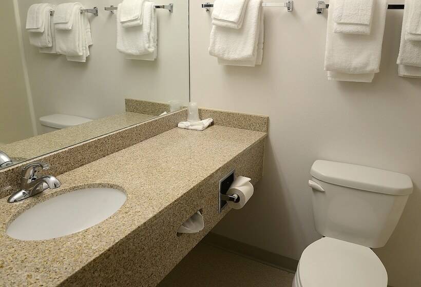 Отель Hilltop Inn By Riversage