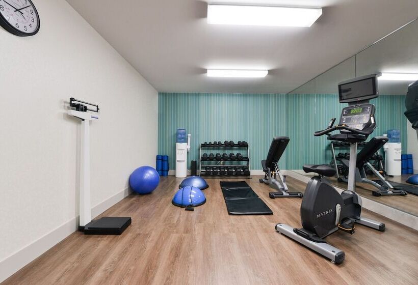 בית מלון כפרי Holiday Inn Express Mystic, An Ihg