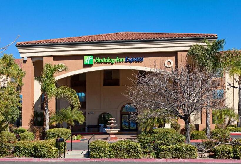 فندق Holiday Inn Express Temecula, An Ihg