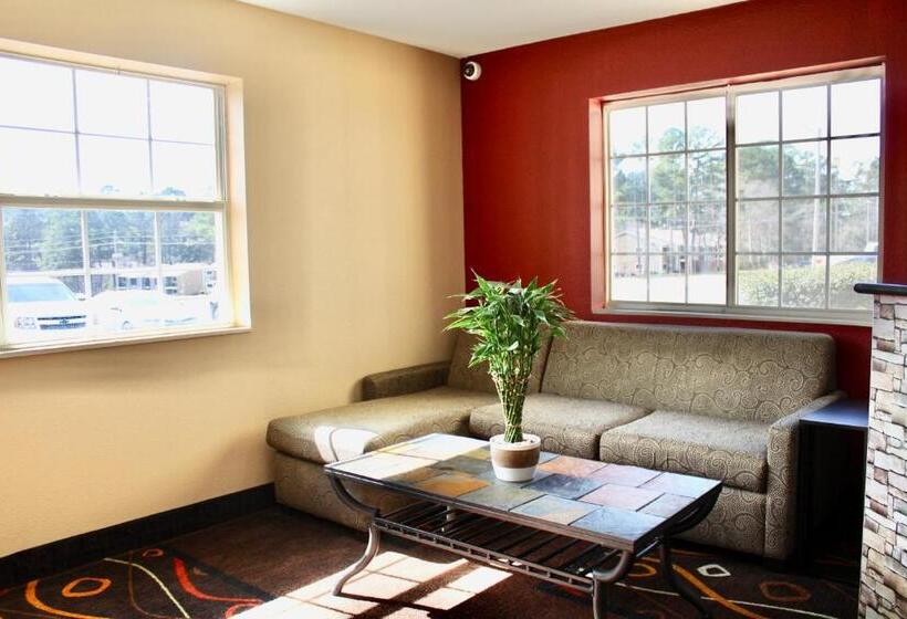 Отель Hometown Inn & Suites