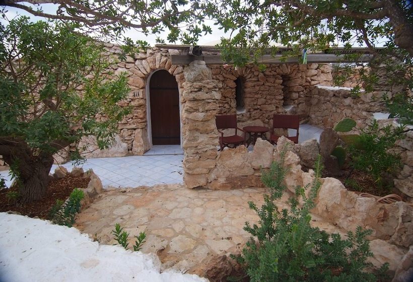 호텔 I Dammusi Di Borgo Cala Creta