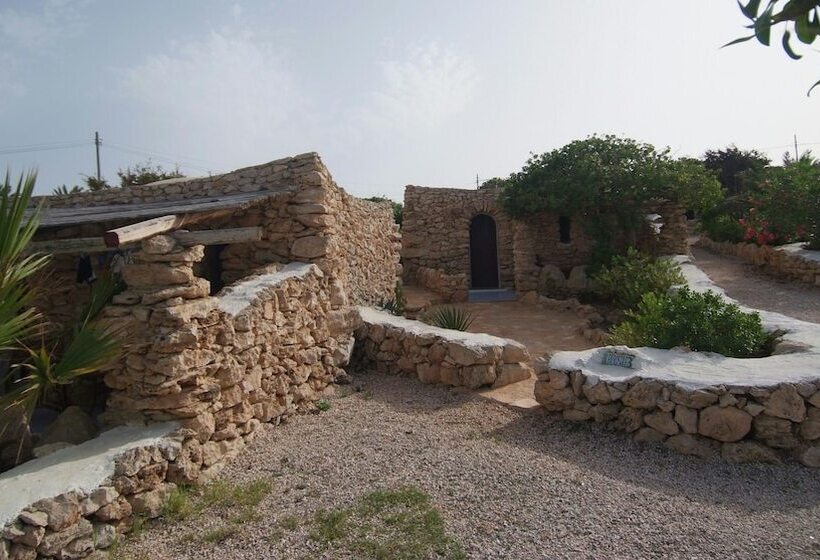 호텔 I Dammusi Di Borgo Cala Creta