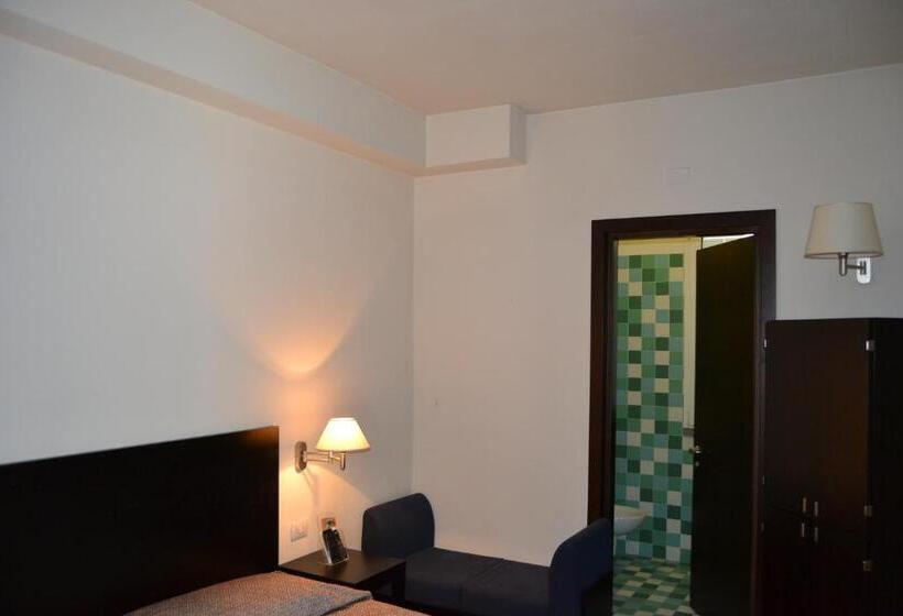 בית מלון כפרי I  Fiorino