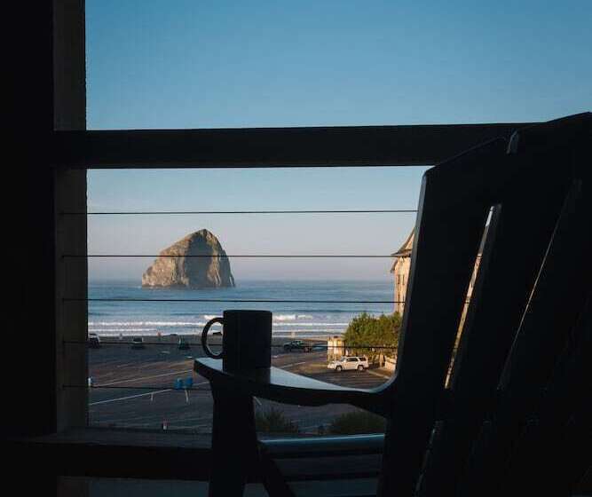 酒店 Inn At Cape Kiwanda