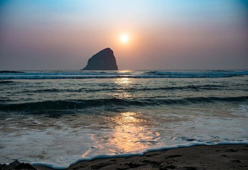 호텔 Inn At Cape Kiwanda