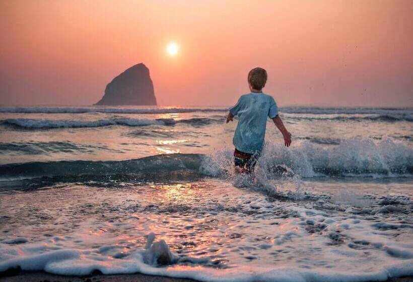 酒店 Inn At Cape Kiwanda