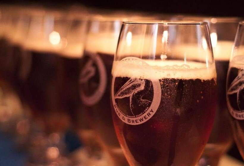 酒店 Inn At Cape Kiwanda